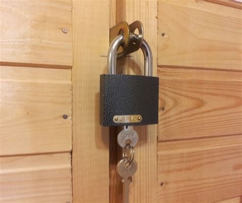 Door padlock