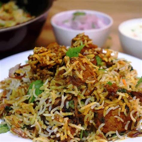 hyderabadi chicken dum biryani recipe | how to make hyderabadi biryani