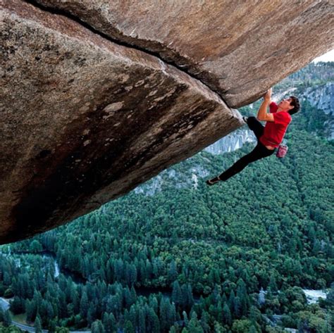 20 Insane Rock Climbing Photos That Will Make Your Heart Stop ...