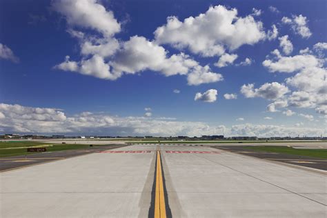 O’Hare International Airport, Runway 9L-27R | Epstein