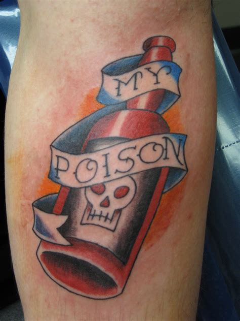 Kyle_Lavorgna_Lark_Tattoo_Albany_NY_Color_American_Traditional_Banner_Bottle_Skull_Poison - Lark ...