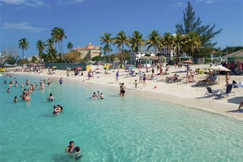 Junkanoo Beach, Downtown Nassau - Bahamas Air Tours