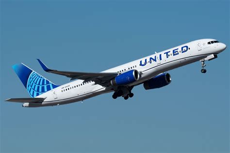 United Airlines Boosts Newark-Edinburgh To Double Daily Boeing 757 Flights