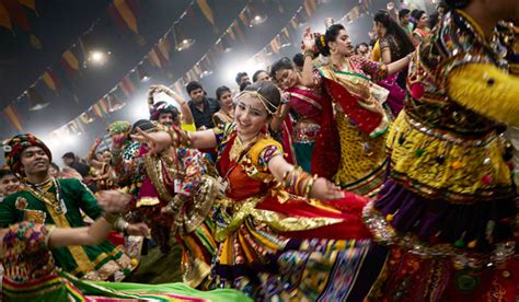 An Essential Guide to the Navratri Festival ⋆ Greaves India