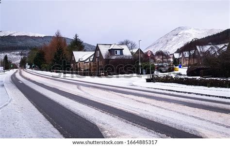 Tyndrum Village Scottish Highlands Stock Photo (Edit Now) 1664885317