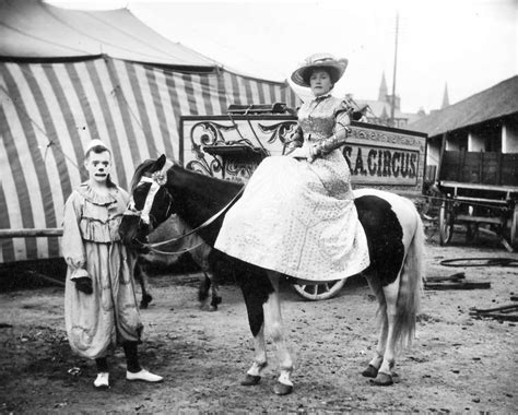 15 pics from Circus life in the 1940's - Gallery | eBaum's World