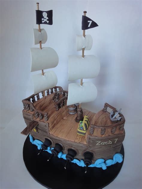 Pirate Ship Cake - CakeCentral.com