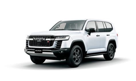 New Toyota Land Cruiser 300 Gets a GR Sport Model That Will Race in ...