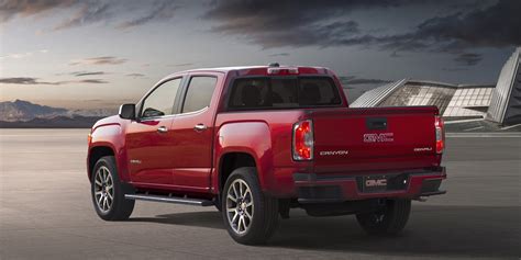 2017 GMC Canyon Denali Pictures, Photo Gallery | GM Authority