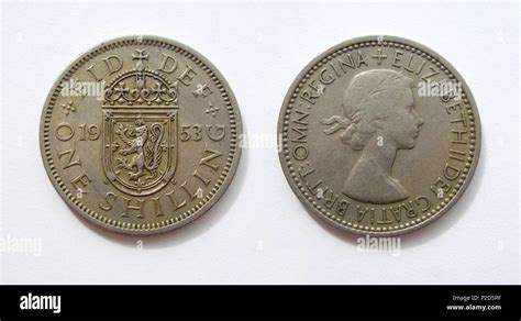 Queen elizabeth ii coin 1953 hi-res stock photography and images - Alamy