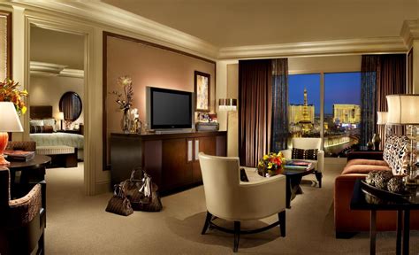 Las Vegas Hotel Rooms: Bellagio and MGM - MessageNote