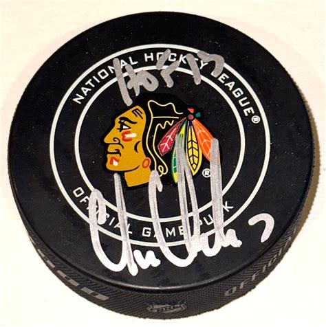 Chris Chelios Signed Puck +++ - The Autograph Source