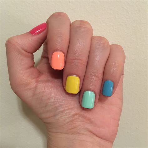 Spring Rainbow Nails - Cindy's Cute Corner