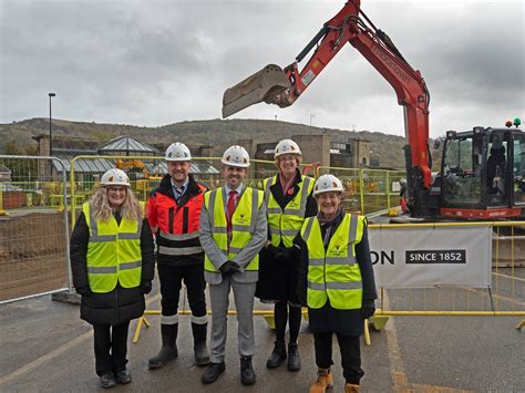 Councillors visit Halifax Bus Station as work progresses on new £17.7 million state-of-the-art ...