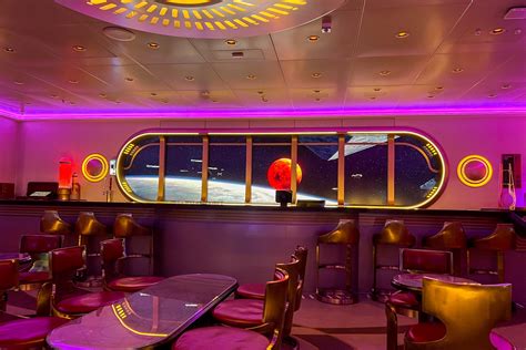 New Star Wars: Hyperspace Lounge bar opens on Disney Wish: Here's what it's like - The Points Guy