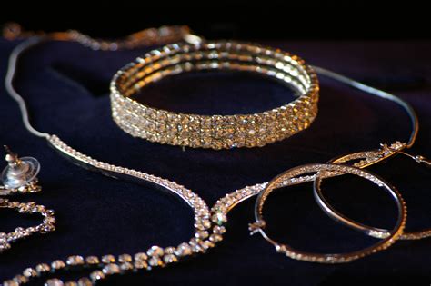 Free photo: Gold jewelry - Beautiful, Bijoux, Bracelet - Free Download - Jooinn