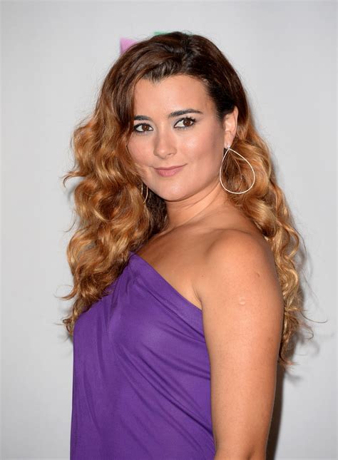 Cote de Pablo At The 14th Annual Latin GRAMMY Awards - Celebzz - Celebzz