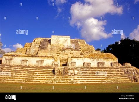 Altun Ha Mayan ruins, Belize Stock Photo - Alamy