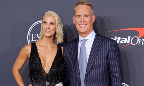 Look: Joe Buck, Wife Michelle Go Viral Wednesday Night - The Spun