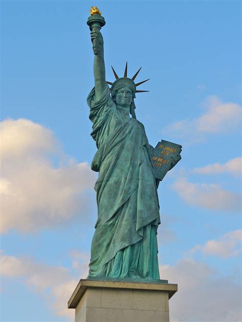 Statue of Liberty Historical Facts and Pictures | The History Hub