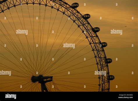 London Eye Sunset Stock Photo - Alamy