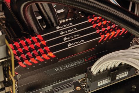 CORSAIR DDR4 Vengeance Memory Comes with LED | HP Answers