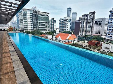 5 Hotels In Singapore With Infinity Pools To Stay At For Under $250 A ...