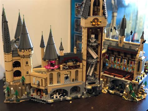 LEGO Harry Potter 2018 Hogwarts Castle 71043 In-Depth Review ...