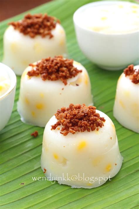 Table for 2.... or more: Maja Blanca @ Coconut Pudding with Corn - AFF Philippines~ Merienda #2