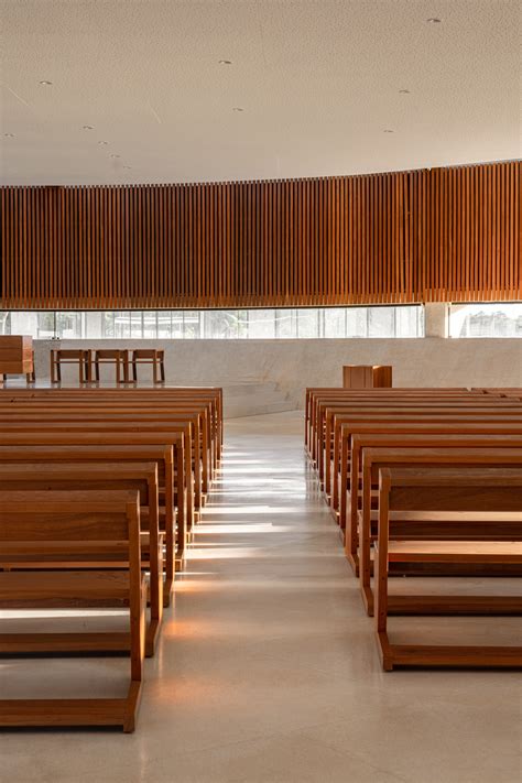 Church of the Holy Family by ARQBR Arquitetura e Urbanismo - Architizer