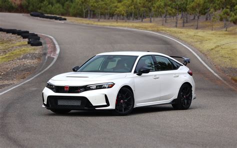 Honda Civic Type R 2023 : un prix exorbitant, et on s'en fout! - Guide Auto