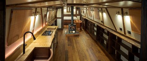 Bespoke Narrowboat & Widebeam Designers, Builders & Fitters