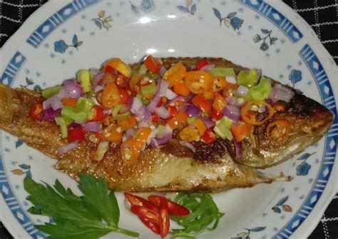 Resep Ikan panggang sambal colo colo oleh ZoetariLin's - Cookpad