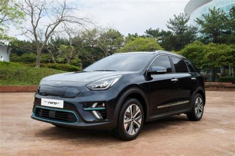 Kia Takes The Wraps Off Niro Electric SUV - CleanTechnica