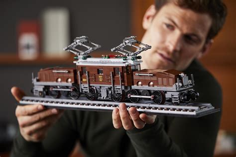 LEGO debuts 10277 Crocodile Locomotive, a vintage classic from the golden age of rail travel ...