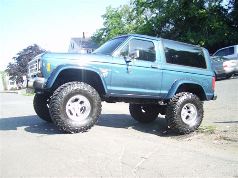 1986 Ford Bronco II EDDIE BAUER LIFTED 1986 FORD BRONCO 2 EDDIE BAUER RESTORED ON 35 MICKEY ...