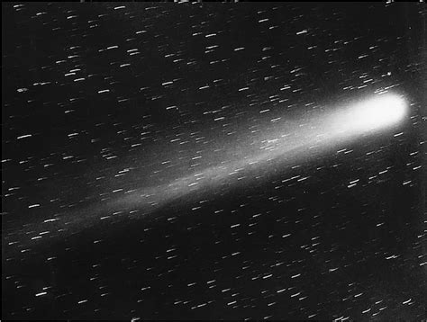 6 Facts About the Famous Halley’s Comet and When It Will Return | My ...