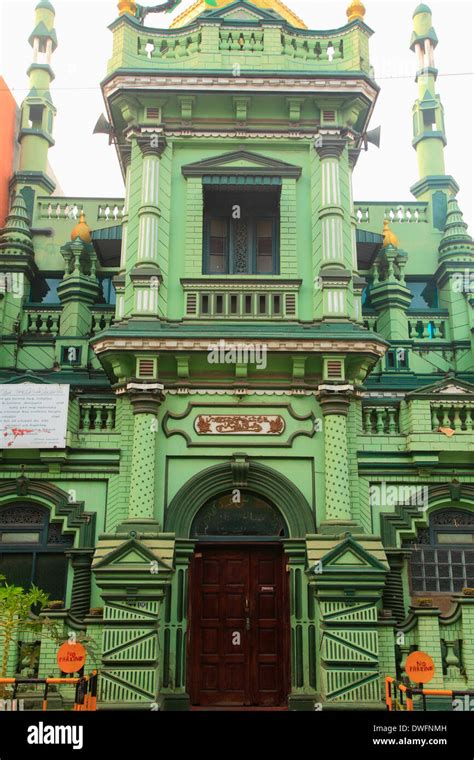 Sri Lanka; Colombo, Pettah, mosque Stock Photo - Alamy