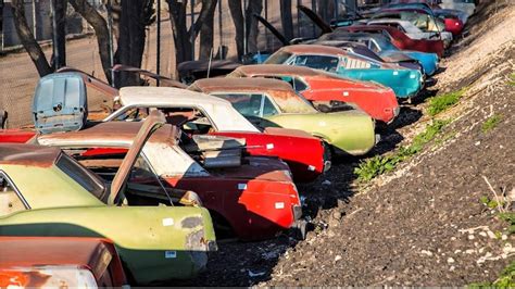 Vintage Junkyard Cars