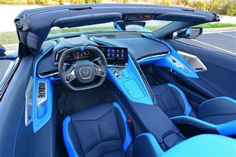 2021-chevrolet-corvette-stingray-convertible-interior-dashboard : Automotive Addicts