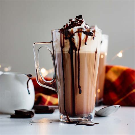 Starbucks Mocha Latte (Copycat Recipe) – Milk and Pop