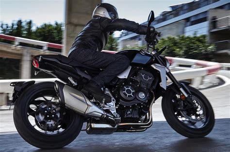 Honda CB1000R arrives at RM74,999.00 – Drive Safe and Fast