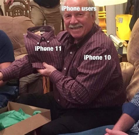 The Best iPhone Memes That the Internet Has to Offer