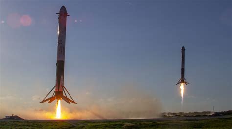 In Photos: The Amazing Triple Rocket Landings of SpaceX's Falcon Heavy Launch of Arabsat-6A | Space