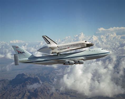 Space Shuttle Discovery - Pics about space