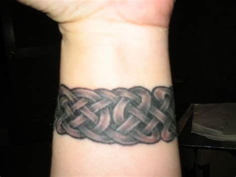 35 Wonderful Celtic Tattoo On Wrists