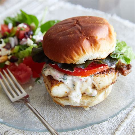 The Secrets to a Perfect Fish Sandwich - i FOOD Blogger