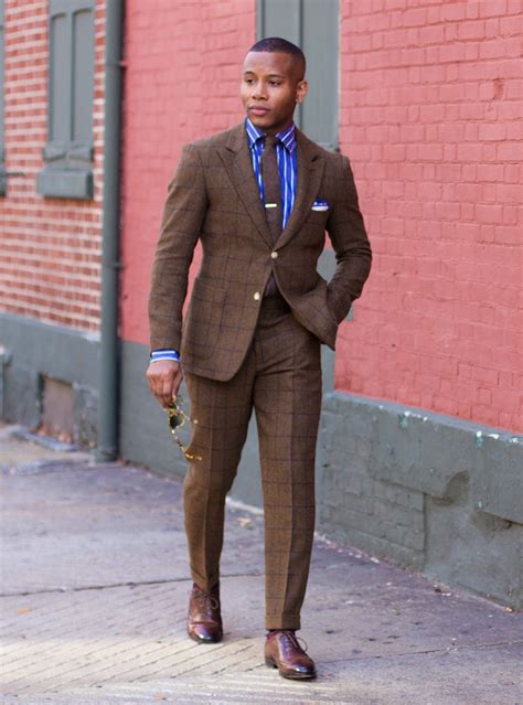 Brown Suit Color Combinations with Shirt and Tie - Suits Expert