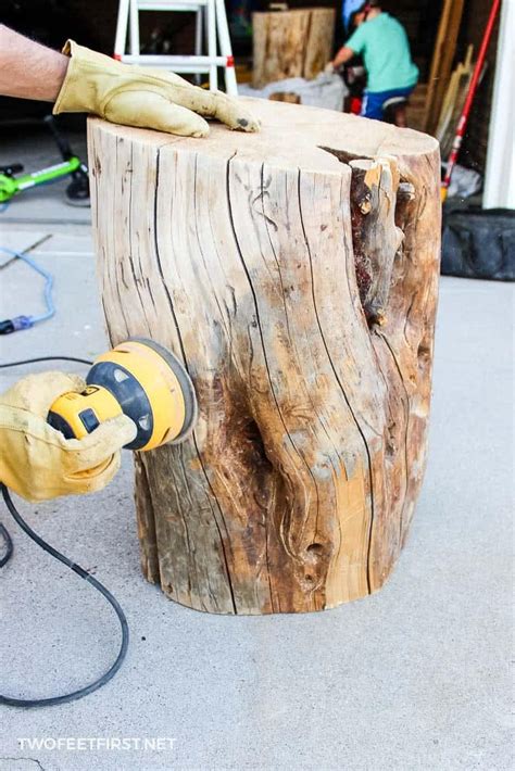 DIY Tree Stump Table