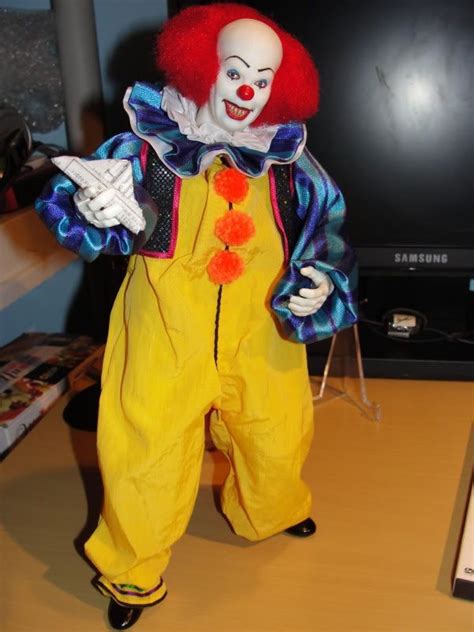 Pennywise Costumes (for Men, Women, Kids) | PartiesCostume.com